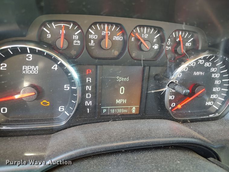 image for item LK9276 2016 Chevrolet Silverado 3500HD  utility bed pickup truck