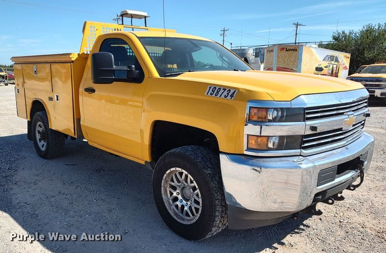 image for item LK9782 2016 Chevrolet Silverado 3500HD  utility bed pickup truck