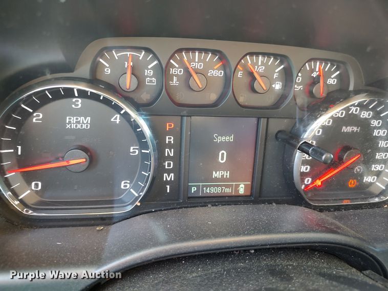 image for item LK9782 2016 Chevrolet Silverado 3500HD  utility bed pickup truck