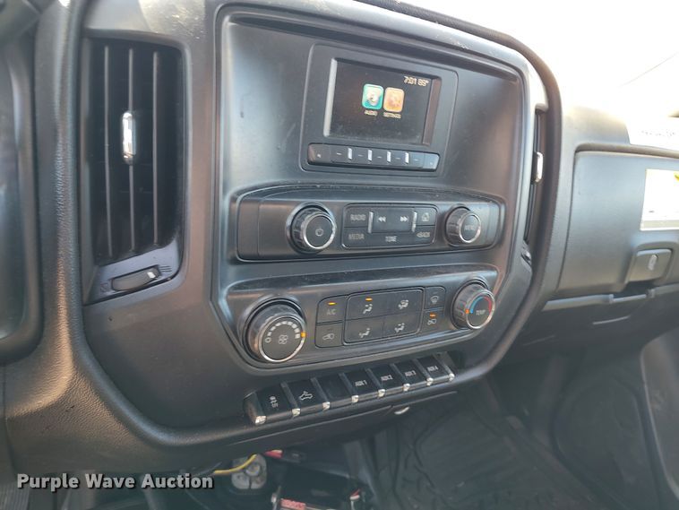 image for item LK9782 2016 Chevrolet Silverado 3500HD  utility bed pickup truck