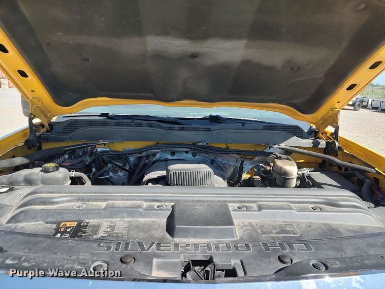 image for item LK9782 2016 Chevrolet Silverado 3500HD  utility bed pickup truck