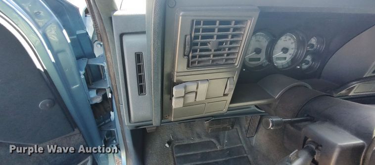 image for item LL9028 1990 Chevrolet C1500  pickup truck