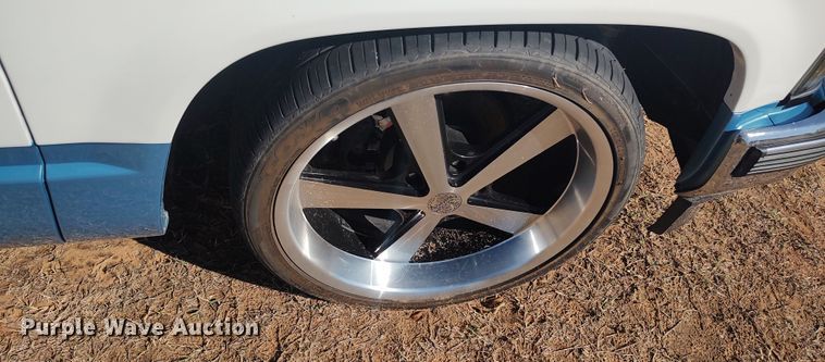 image for item LL9028 1990 Chevrolet C1500  pickup truck