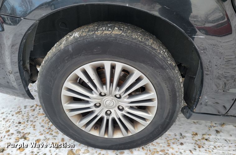 image for item LL9736 2014 Chrysler Town & Country  van