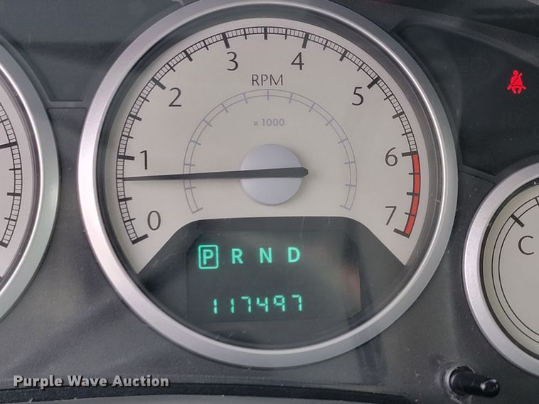 image for item LL9740 2008 Chrysler Town & Country  van