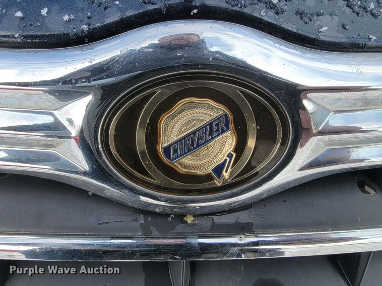 image for item LL9740 2008 Chrysler Town & Country  van