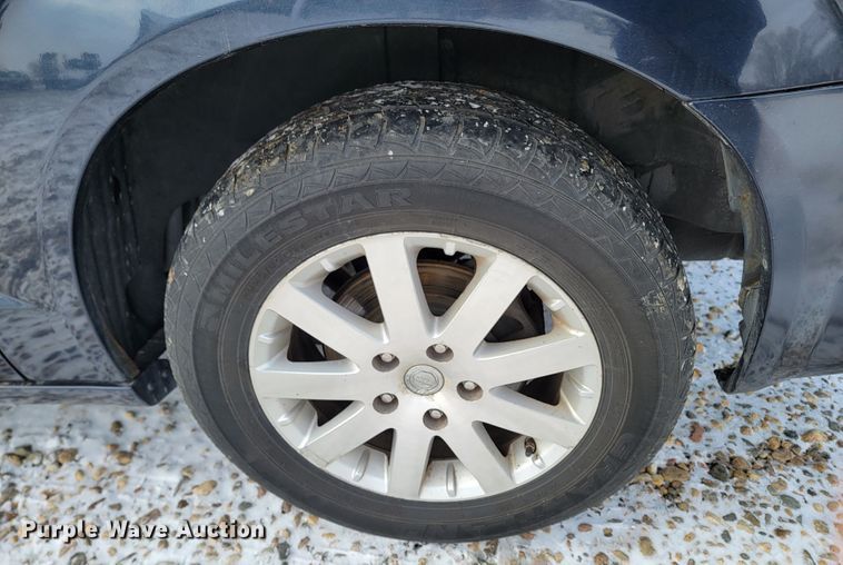 image for item LL9740 2008 Chrysler Town & Country  van