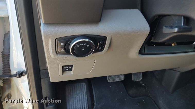 image for item LP9179 2018 Ford F150  SuperCrew pickup truck