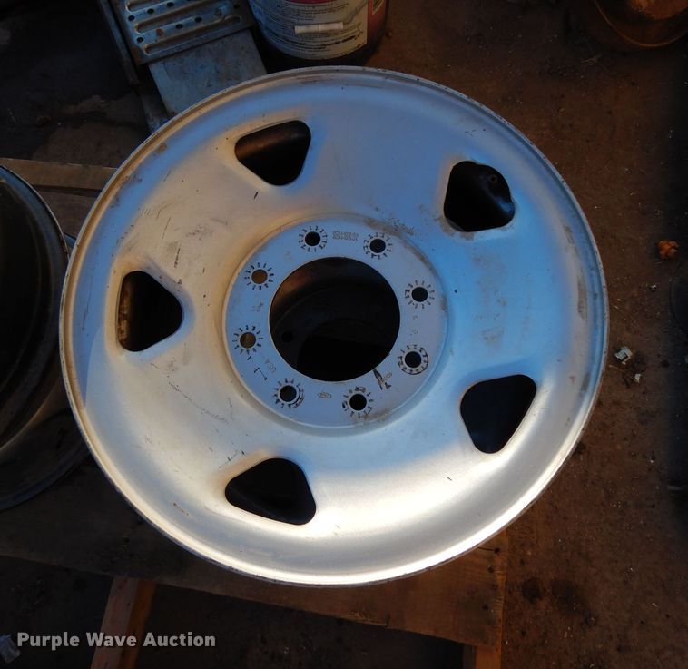 image for item LP9536 (4) 17" wheels