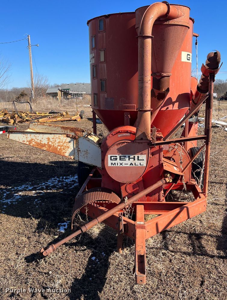 image for item LP9791 Gehl Mix-All  feed grinder/mixer