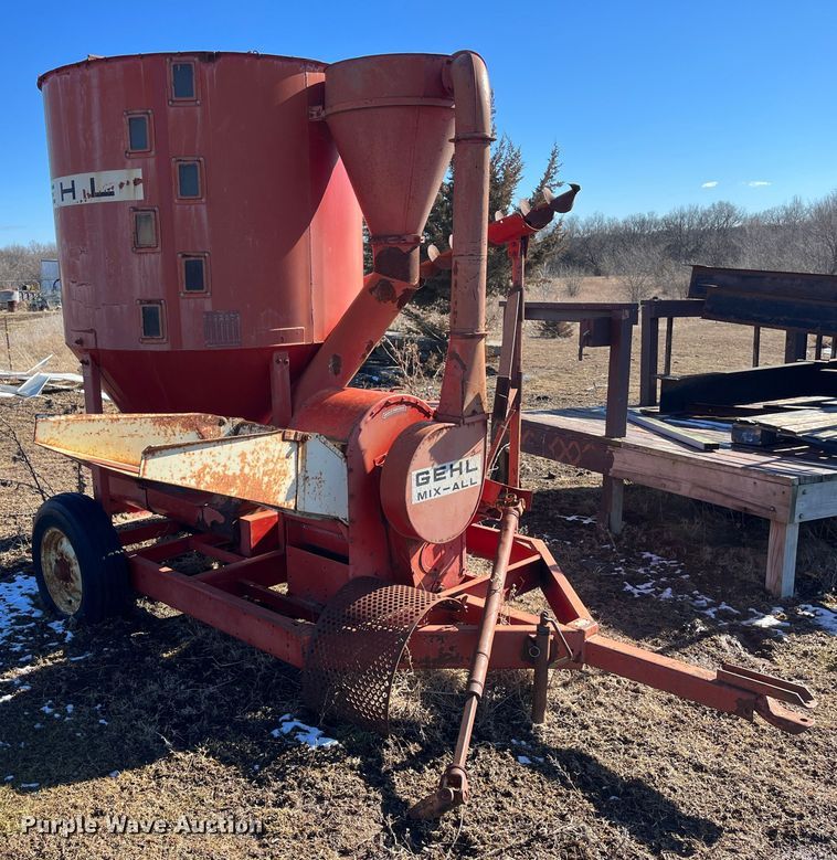 image for item LP9791 Gehl Mix-All  feed grinder/mixer