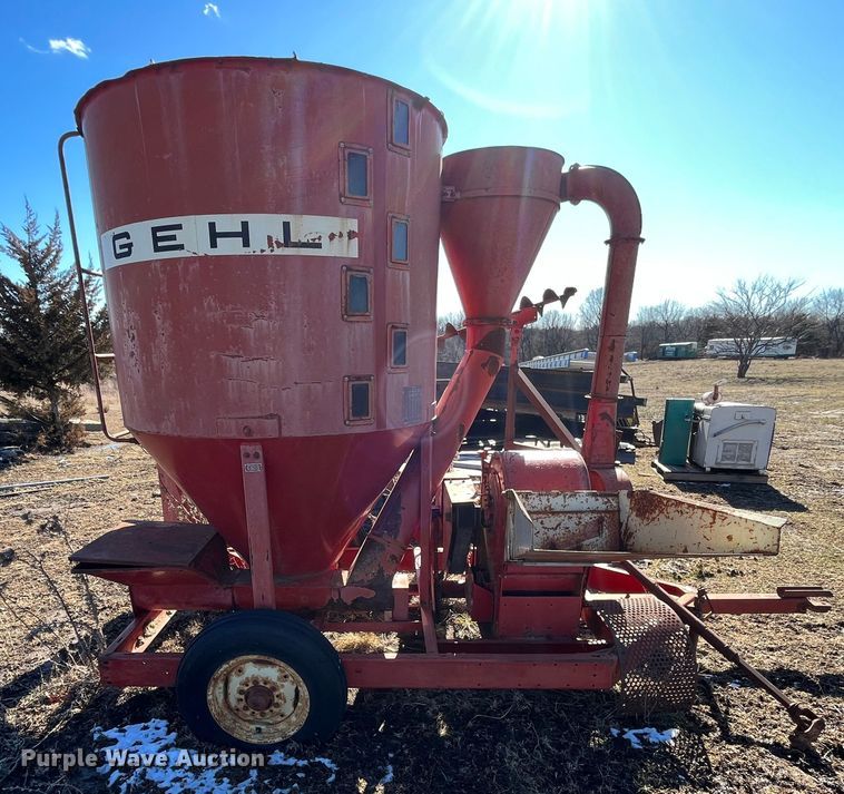 image for item LP9791 Gehl Mix-All  feed grinder/mixer