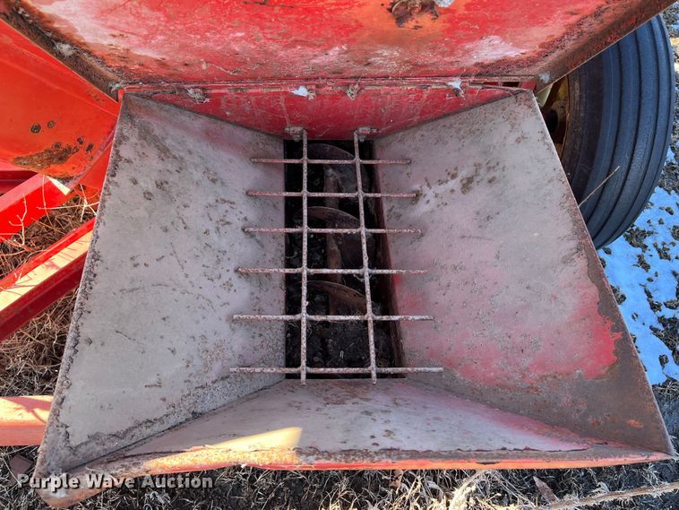 image for item LP9791 Gehl Mix-All  feed grinder/mixer