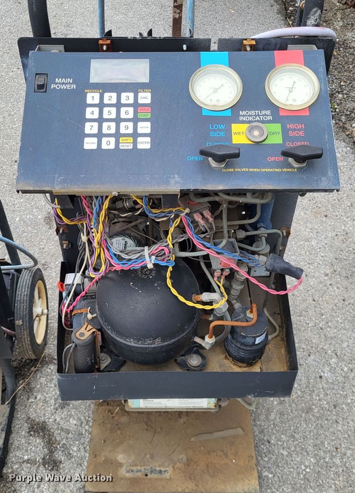 image for item LR9150 (2) Robinair refrigerant recovery machines