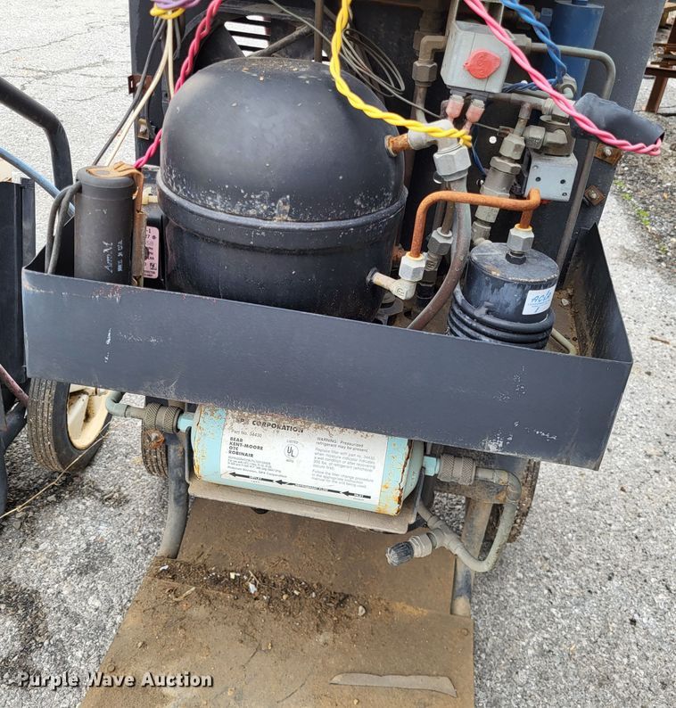 image for item LR9150 (2) Robinair refrigerant recovery machines