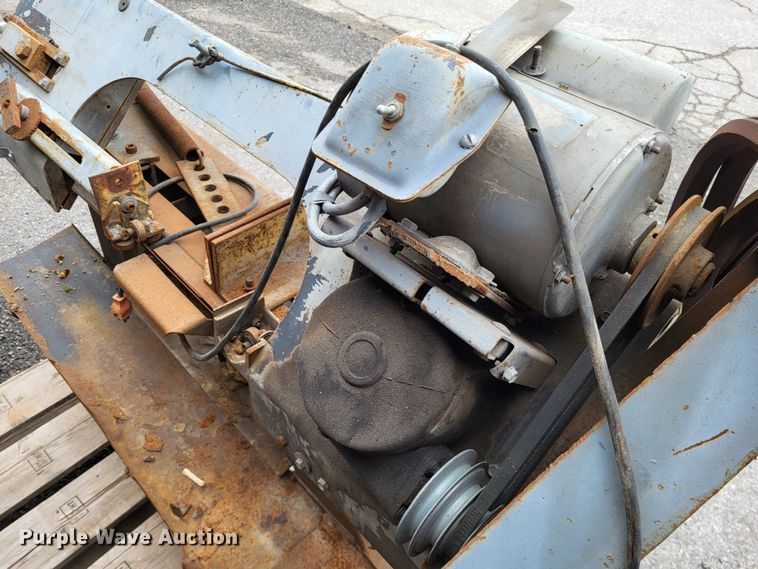 image for item LR9154 Tools