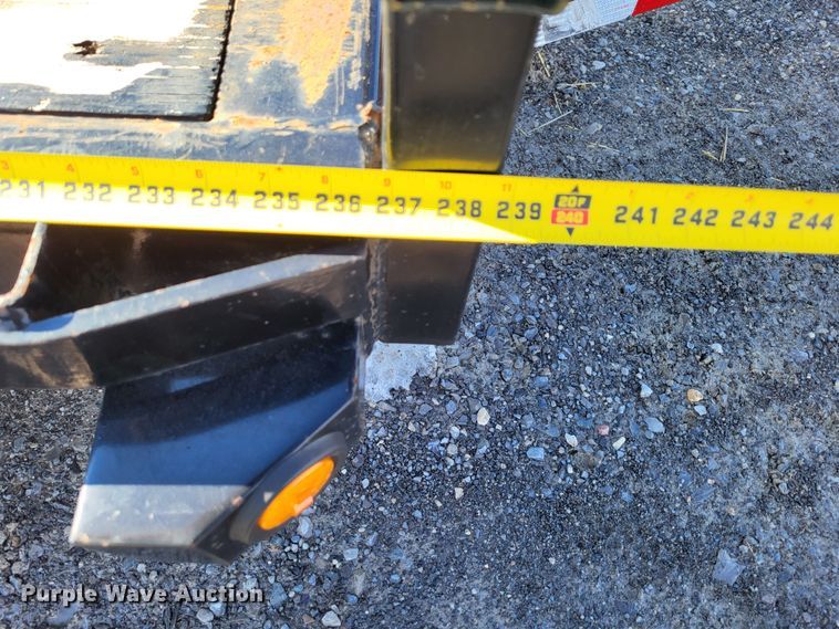 image for item LR9155 2014 Big Tex 14TL-20BK  tilt deck equipment trailer