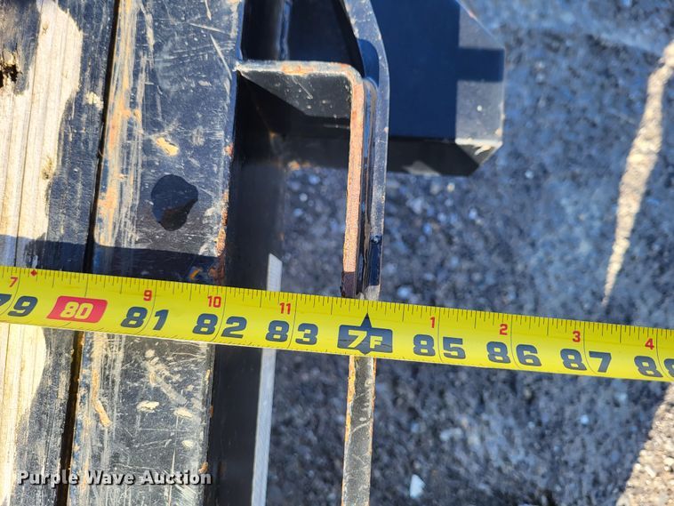 image for item LR9155 2014 Big Tex 14TL-20BK  tilt deck equipment trailer