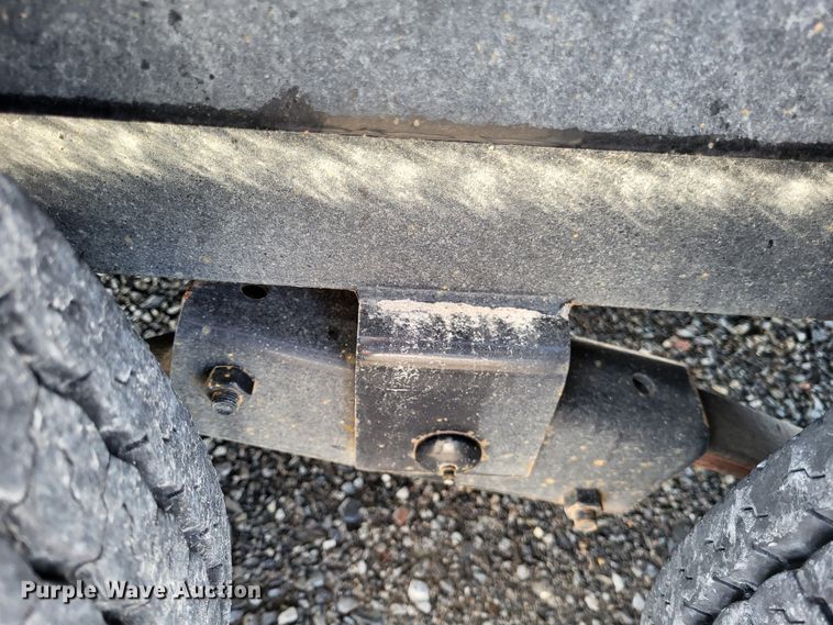 image for item LR9155 2014 Big Tex 14TL-20BK  tilt deck equipment trailer