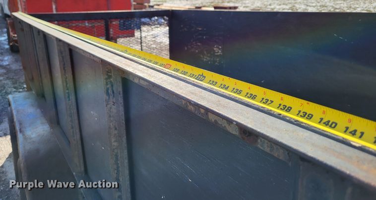 image for item LR9156 1993 Interstate  utility trailer