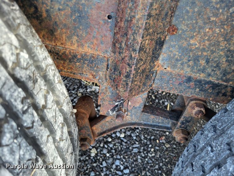 image for item LR9156 1993 Interstate  utility trailer