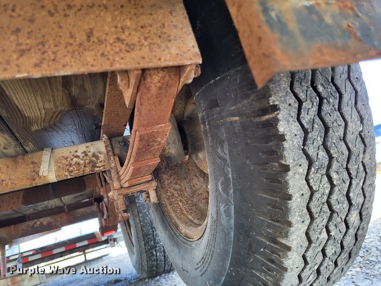 image for item LR9156 1993 Interstate  utility trailer