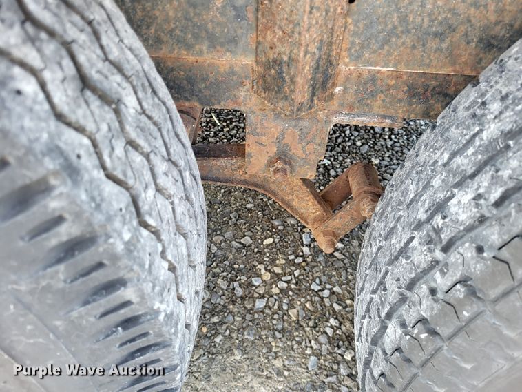 image for item LR9156 1993 Interstate  utility trailer