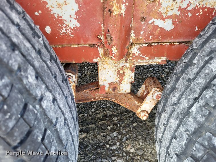 image for item LR9157 1993 Interstate  utility trailer