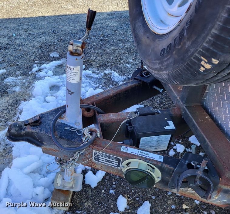 image for item LR9158 2006 Haulmark TH85X18WT2  enclosed cargo trailer