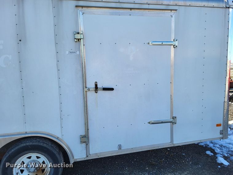 image for item LR9158 2006 Haulmark TH85X18WT2  enclosed cargo trailer