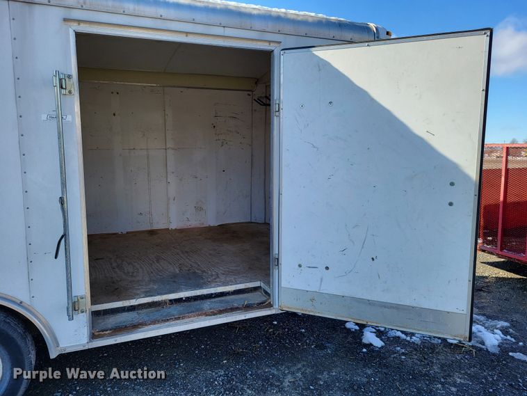 image for item LR9158 2006 Haulmark TH85X18WT2  enclosed cargo trailer