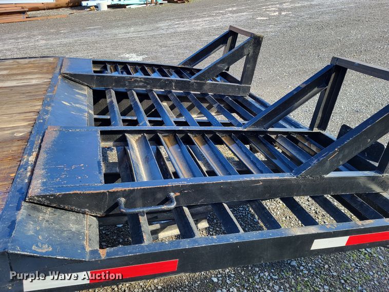 image for item LR9159 1996 Coose  equipment trailer