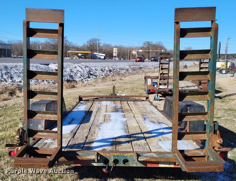 image for item LR9165 2002 Foster Bass 1612  equipment trailer