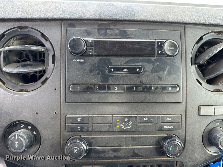 image for item LT9341 2014 Ford F250 Super Duty XL  Crew Cab pickup truck