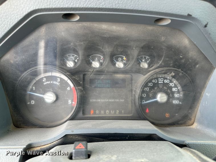 image for item LT9341 2014 Ford F250 Super Duty XL  Crew Cab pickup truck