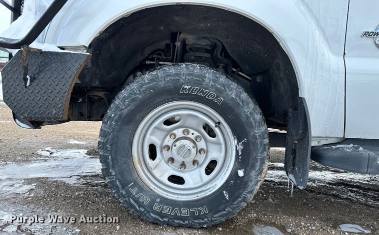 image for item LT9341 2014 Ford F250 Super Duty XL  Crew Cab pickup truck