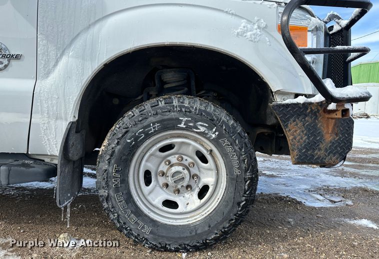 image for item LT9341 2014 Ford F250 Super Duty XL  Crew Cab pickup truck