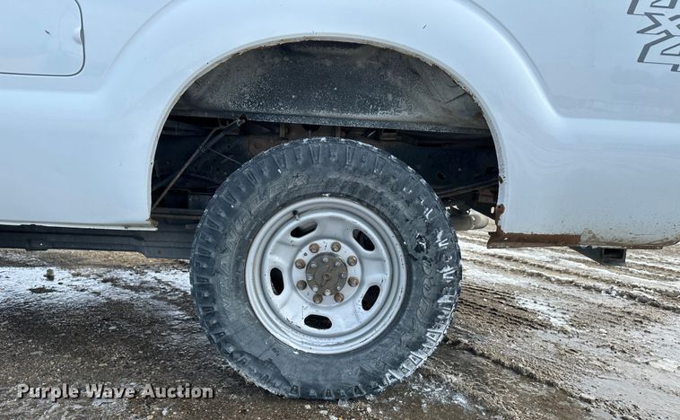 image for item LT9341 2014 Ford F250 Super Duty XL  Crew Cab pickup truck