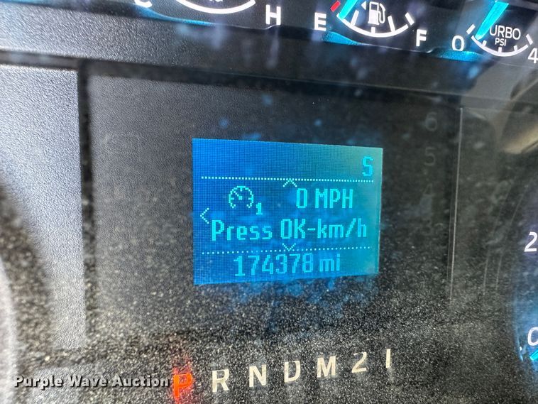 image for item LT9342 2019 Ford F250 Super Duty  Crew Cab pickup truck