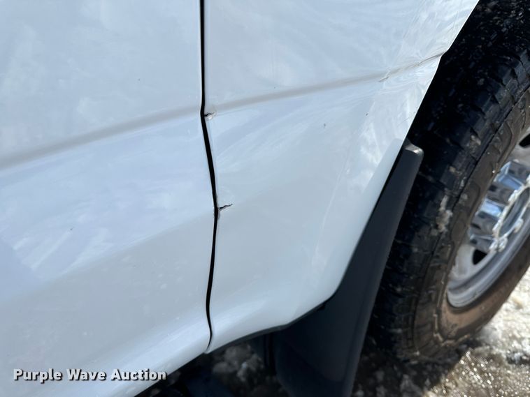 image for item LT9342 2019 Ford F250 Super Duty  Crew Cab pickup truck