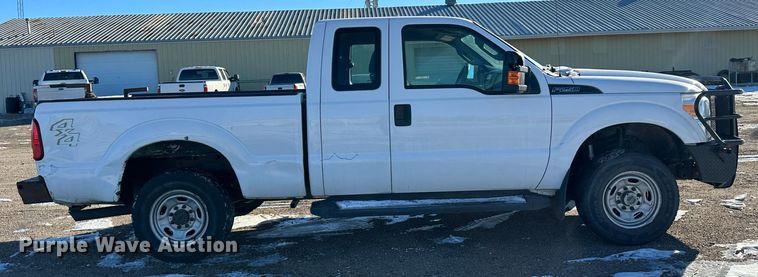 image for item LT9359 2014 Ford F250 Super Duty  SuperCab pickup truck