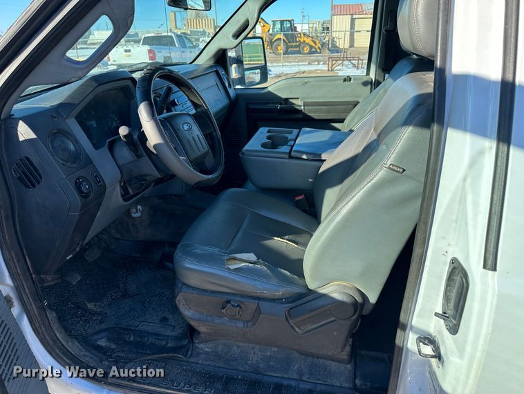 image for item LT9359 2014 Ford F250 Super Duty  SuperCab pickup truck