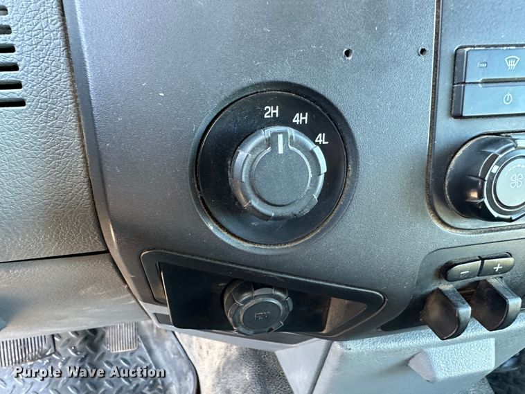 image for item LT9359 2014 Ford F250 Super Duty  SuperCab pickup truck