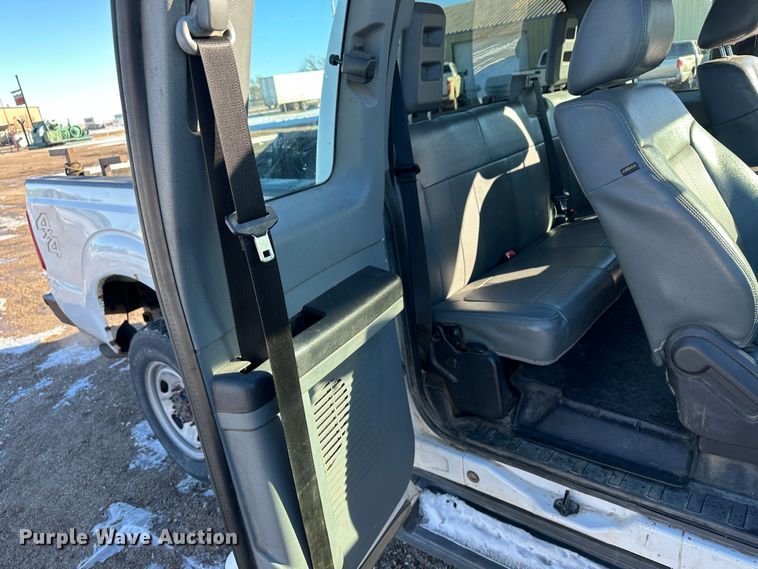 image for item LT9359 2014 Ford F250 Super Duty  SuperCab pickup truck