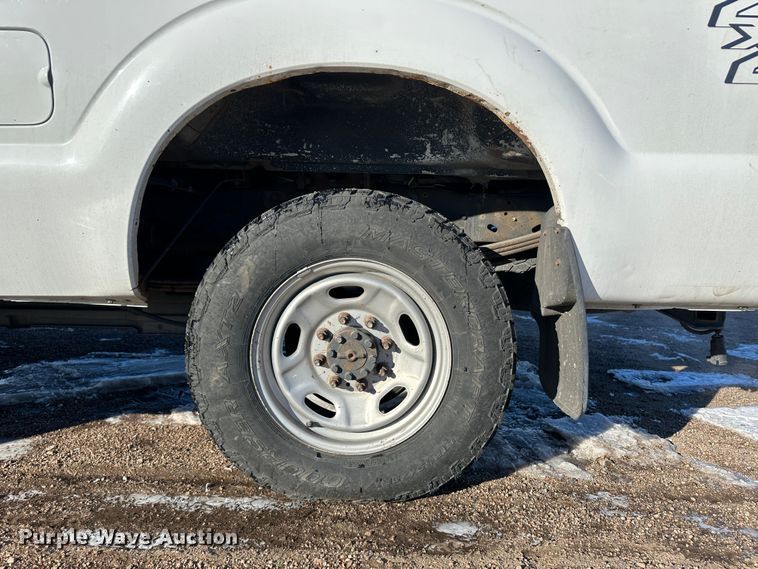 image for item LT9359 2014 Ford F250 Super Duty  SuperCab pickup truck