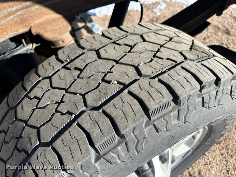 image for item LT9360 2013 Chevrolet Silverado 2500HD  Crew Cab pickup truck