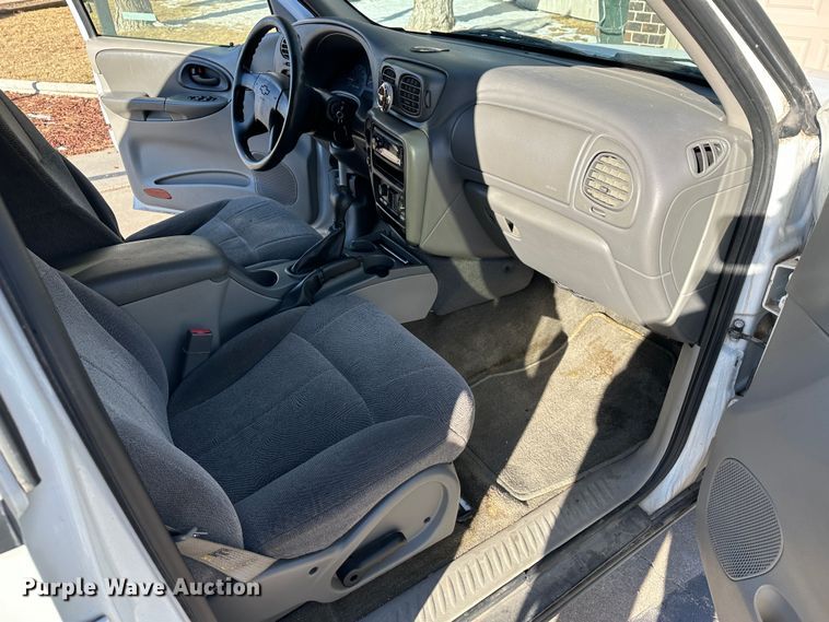 image for item LT9362 2004 Chevrolet TrailBlazer  SUV