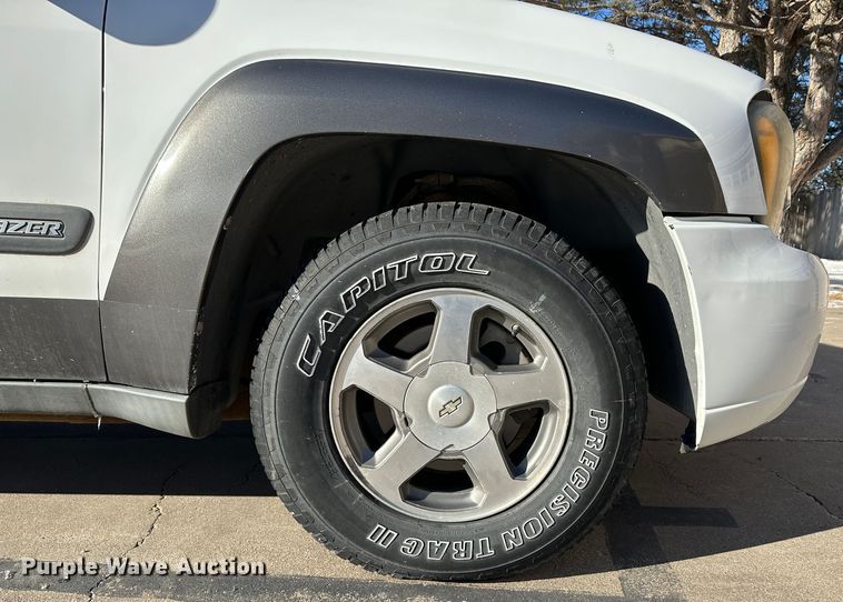 image for item LT9362 2004 Chevrolet TrailBlazer  SUV