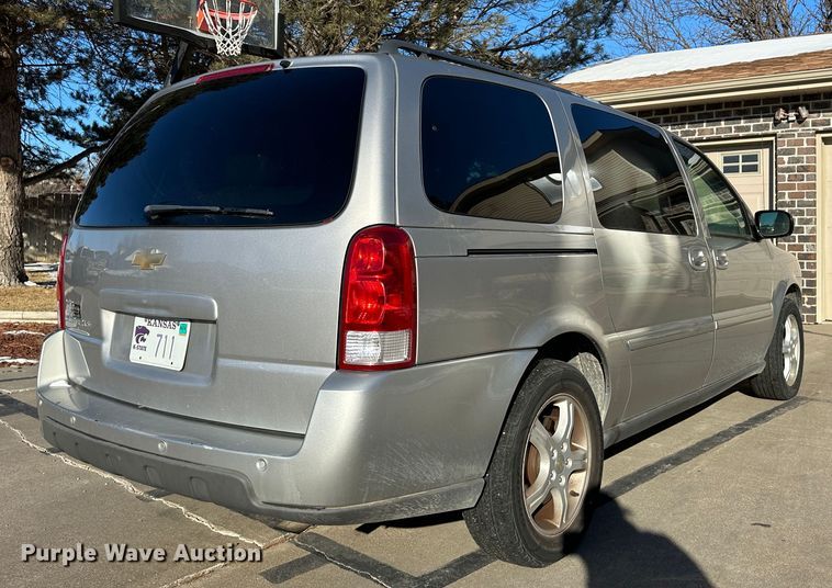 image for item LT9363 2005 Chevrolet Uplander  van