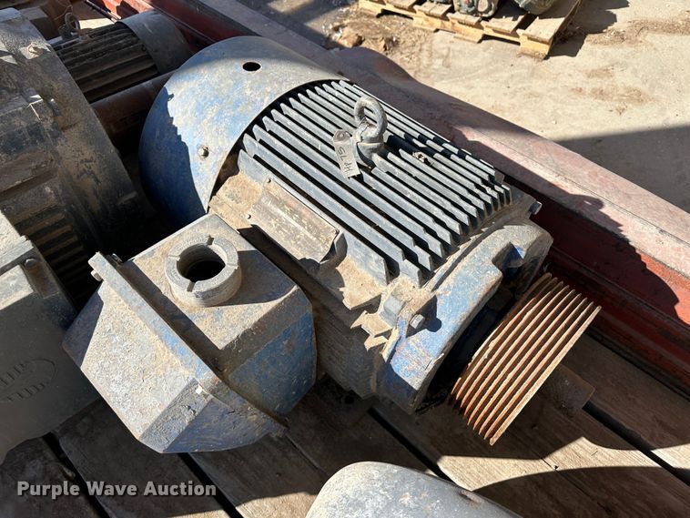 image for item LT9364 (24) electric motors